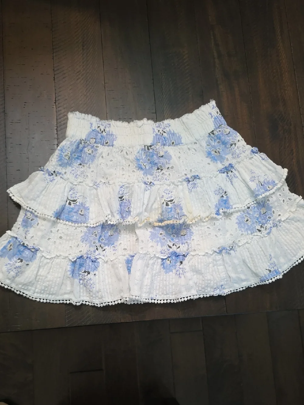LoveShackFancy Floral White Blue Tiered Mini Bliss Skirt Eyelet Ruffle S Flawed - Picture 7 of 8